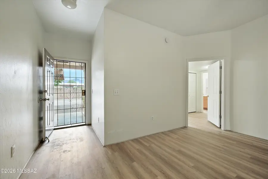 2447 N Fair Oaks, Tucson, AZ 85712 - #2