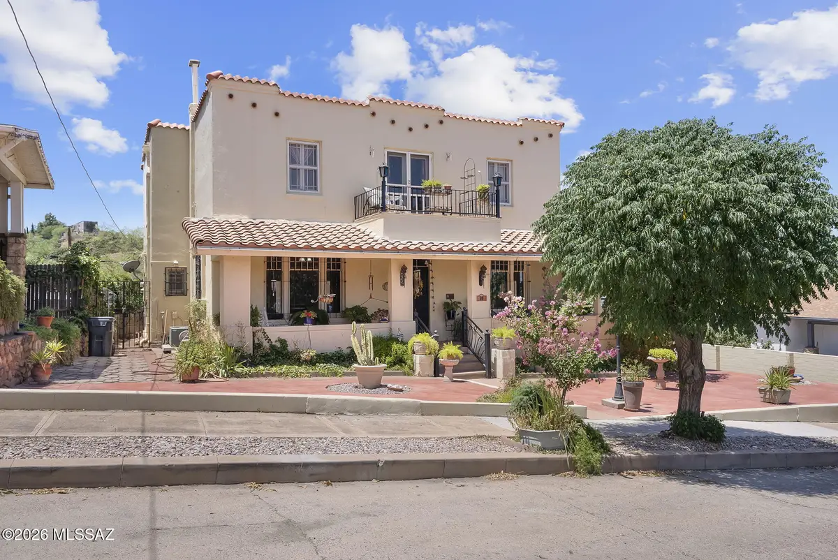 80 E South Court, Nogales, AZ 85621 - #1