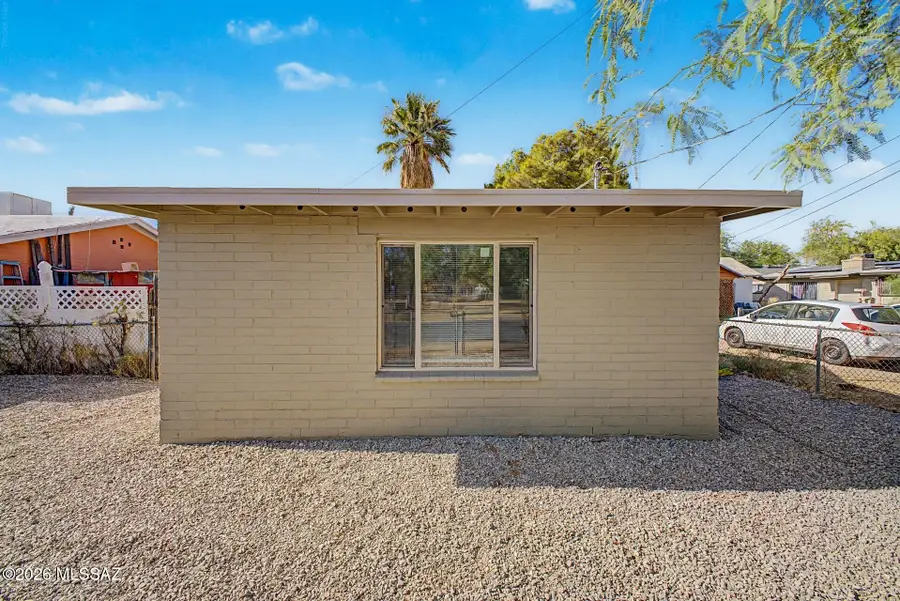 205 E District, Tucson, AZ 85714 - #3