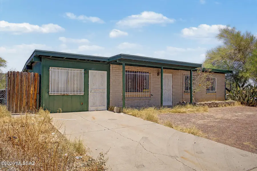 1427 E Silverlake, Tucson, AZ 85713 - #3