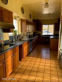 6850 N Table Mountain, Tucson, AZ 85718 - #2