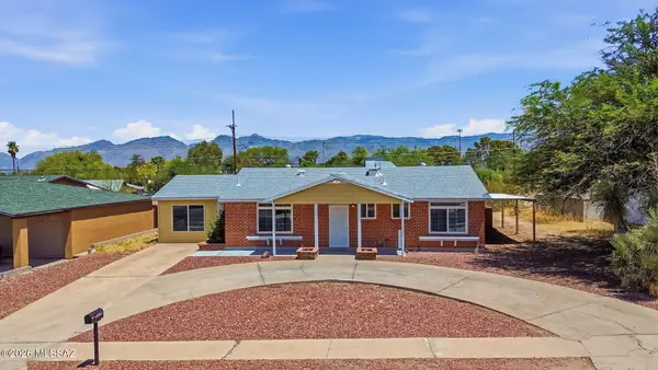 8261 E Kenyon, Tucson, AZ 85710