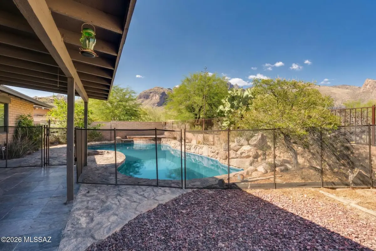 3575 E Ventana Canyon, Tucson, AZ 85718 - #1