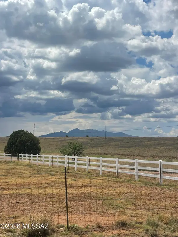 Southmoreland, Elgin, AZ 85611