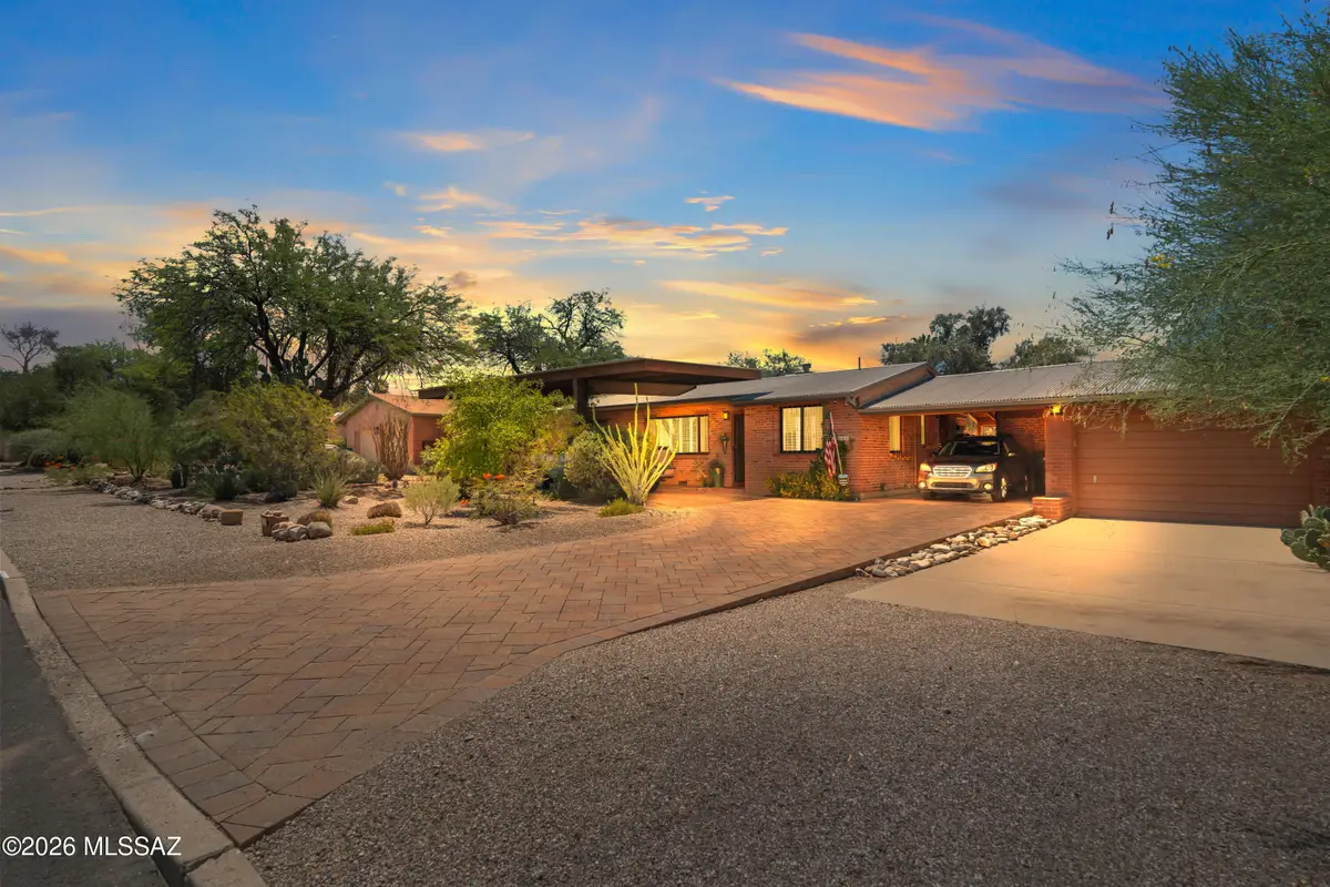 4142 E Holmes, Tucson, AZ 85711 - #1