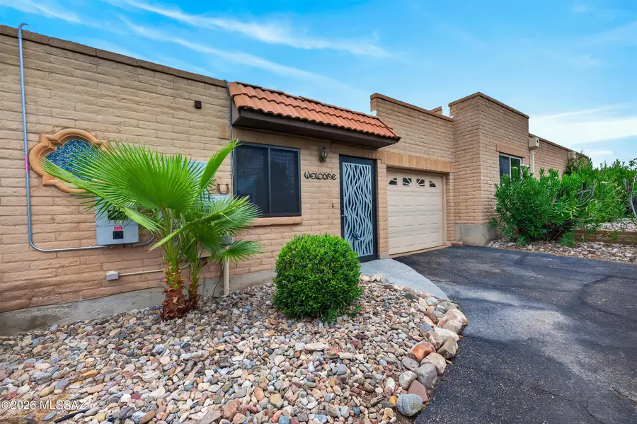 2139 La Costa, Tucson, AZ 85710 - #2