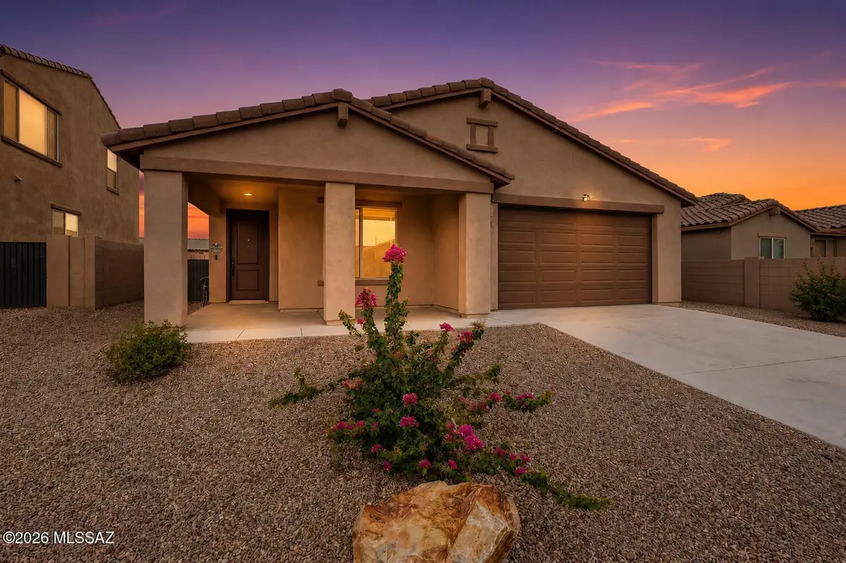 872 W Calle Monte Lindo, Sahuarita, AZ 85629 - #1