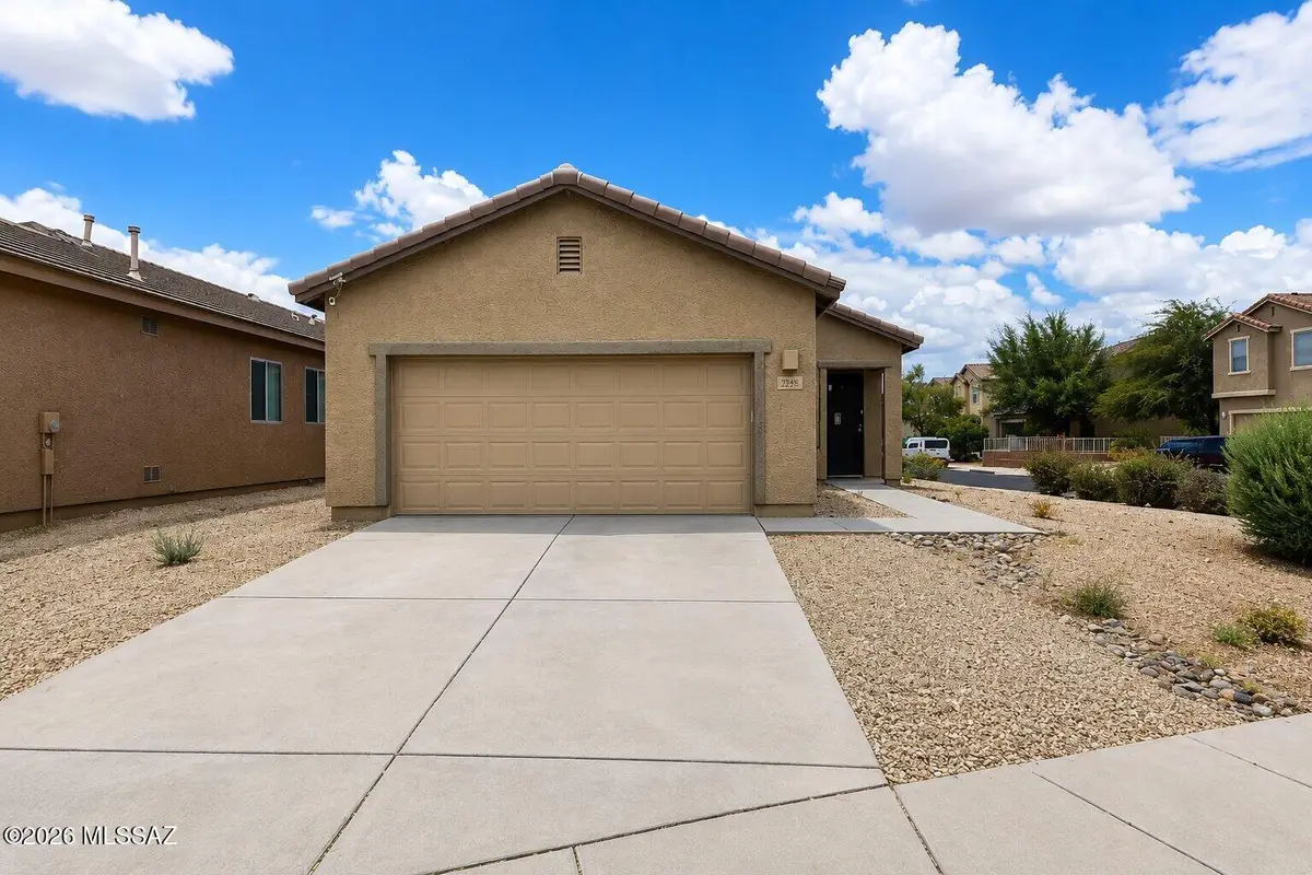 903 E Autumn Harvest, Sahuarita, AZ 85629 - #1