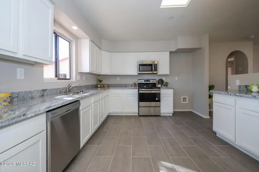 5601 E 10th, Tucson, AZ 85711 - #3