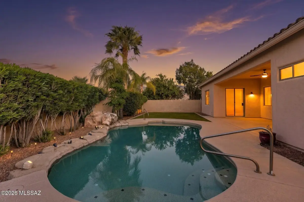 13836 N Silvercreek, Oro Valley, AZ 85755 - #1