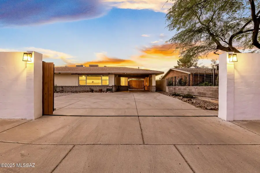 933 N Columbus, Tucson, AZ 85711 - #3