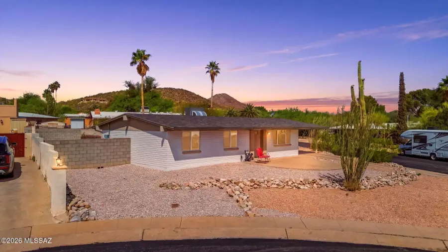 2743 W Calle Arandas, Tucson, AZ 85745 - #2