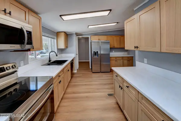 8949 N Odin, Tucson, AZ 85743