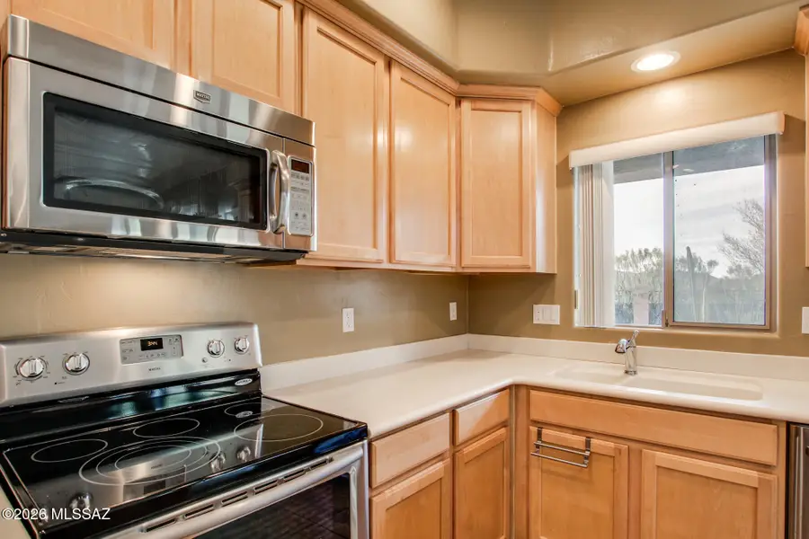 8371 N Amber Burst, Tucson, AZ 85743 - #3