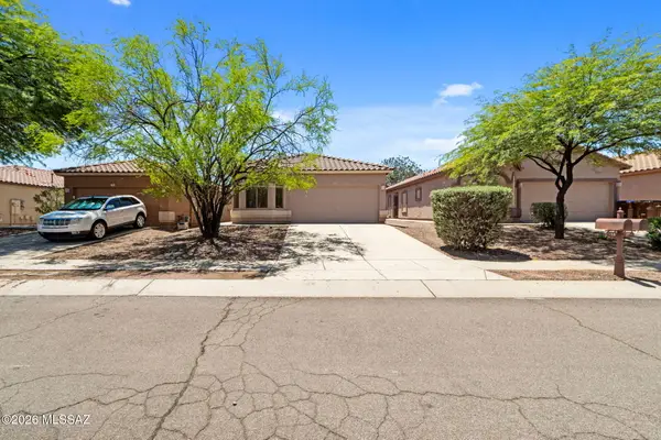 384 E Camino Del Pinsapo, Sahuarita, AZ 85629