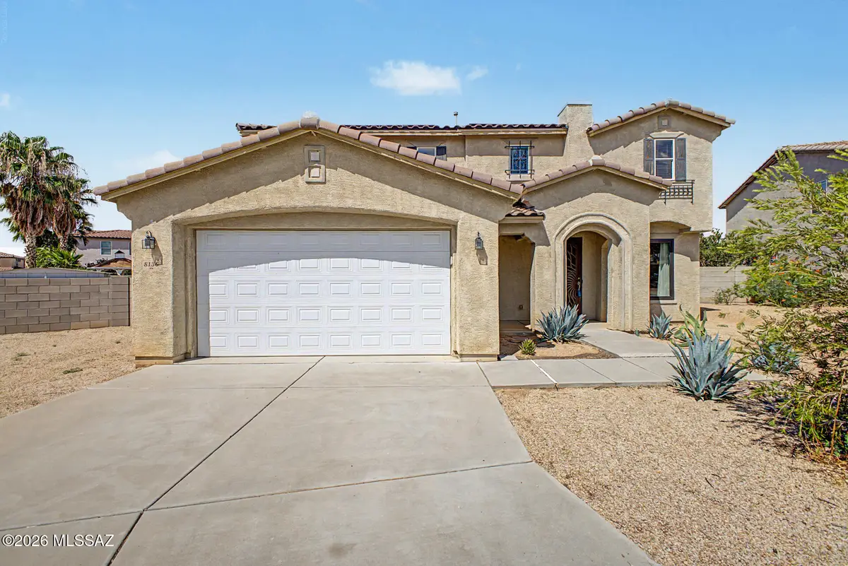 8136 W Booted Eagle, Tucson, AZ 85757 - #1
