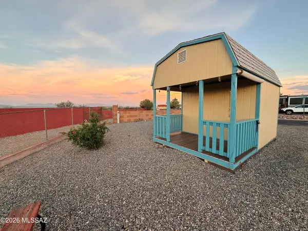 1030 S Barrel Cactus, Benson, AZ 85602