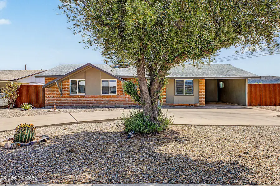 2071 W Merlin, Tucson, AZ 85713 - #2