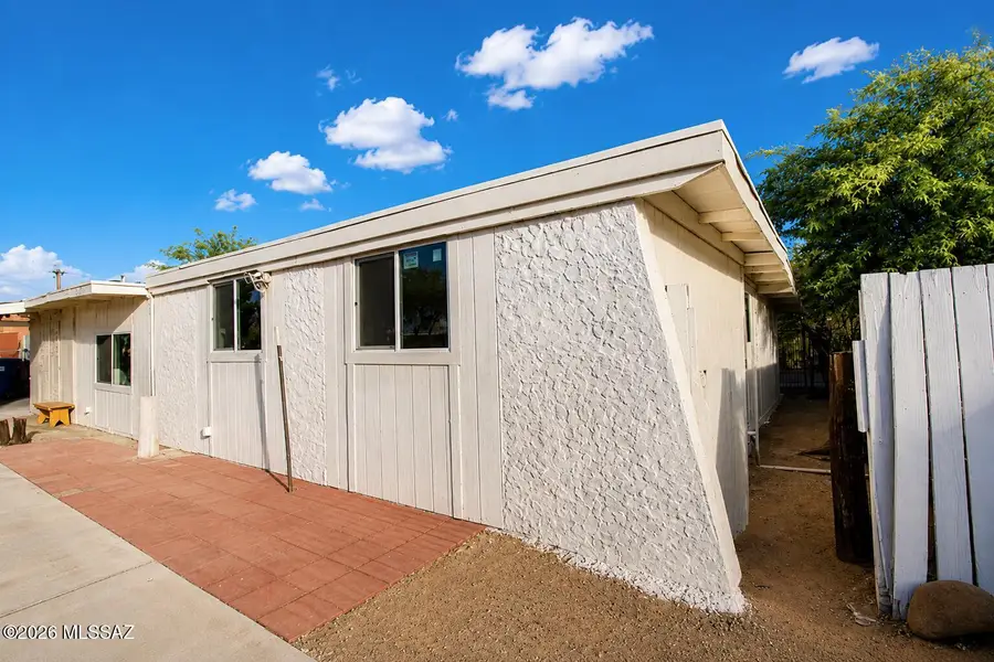 825 W Oahu, Tucson, AZ 85756 - #2