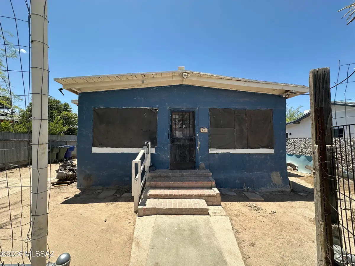 915 N Alder, Tucson, AZ 85705 - #1