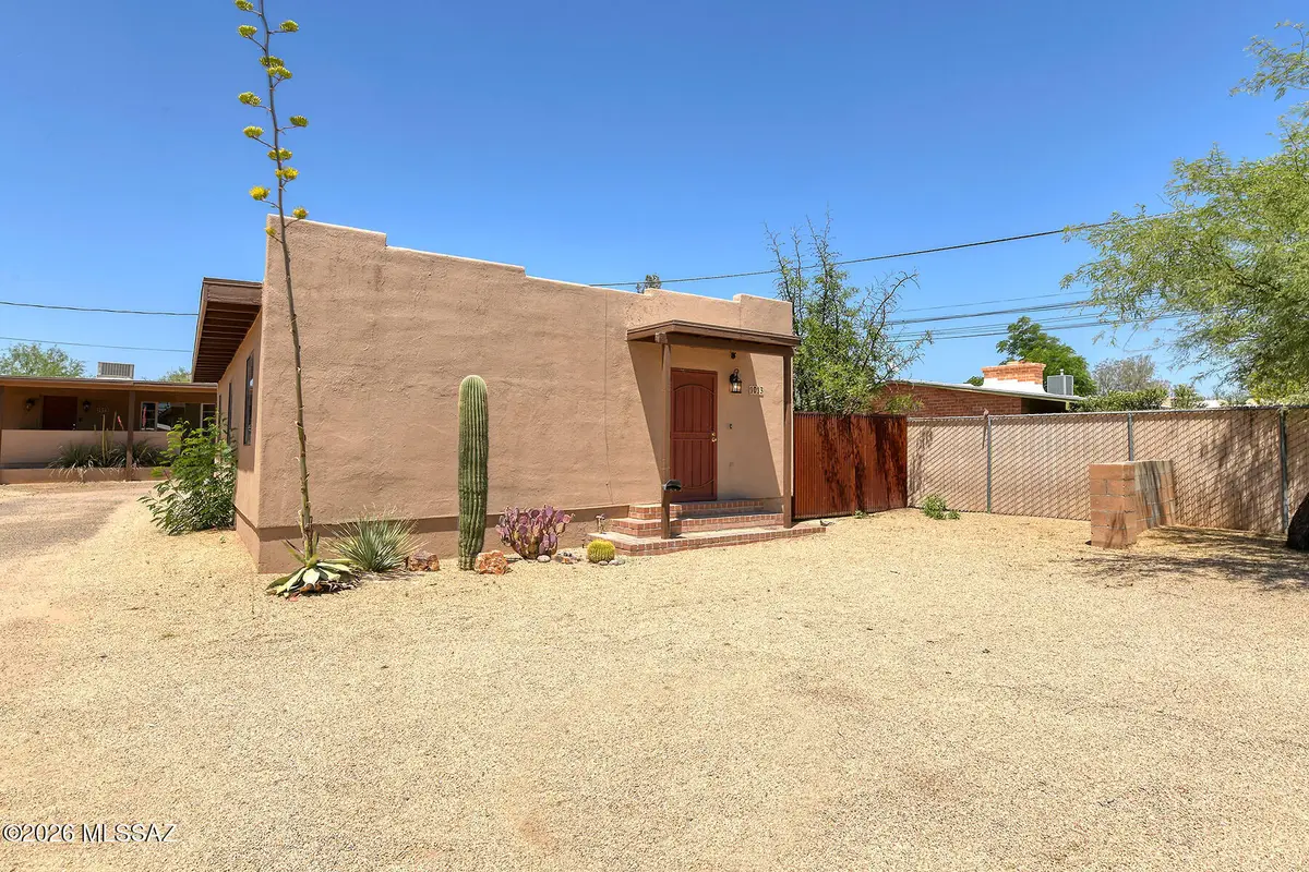 1013 E Halcyon, Tucson, AZ 85719 - #1