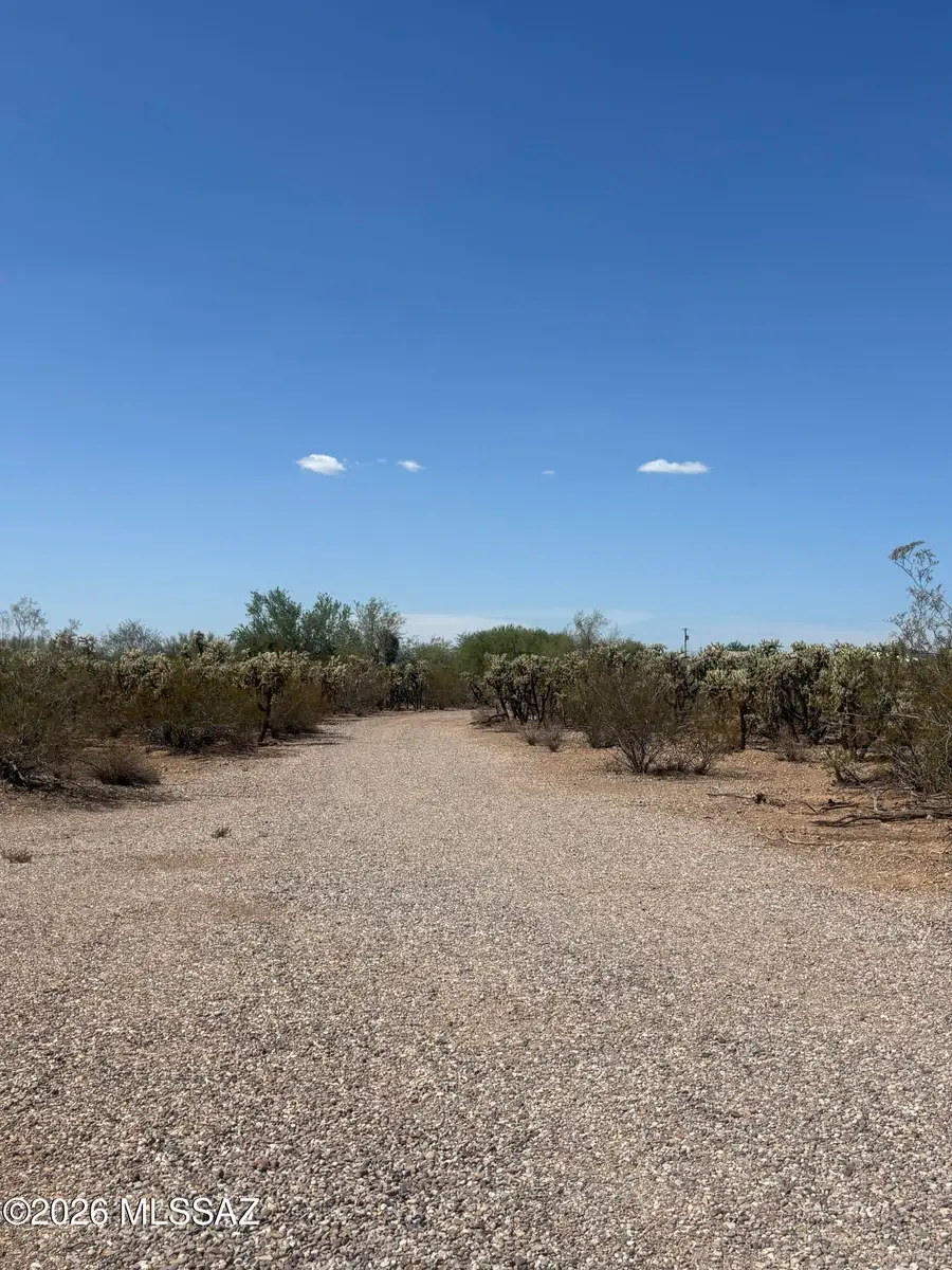 1205 N San Joaquin, Tucson, AZ 85743 - #2
