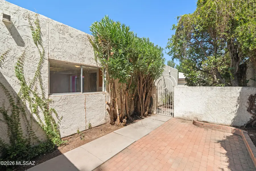 7305 E Cascada, Tucson, AZ 85715 - #3