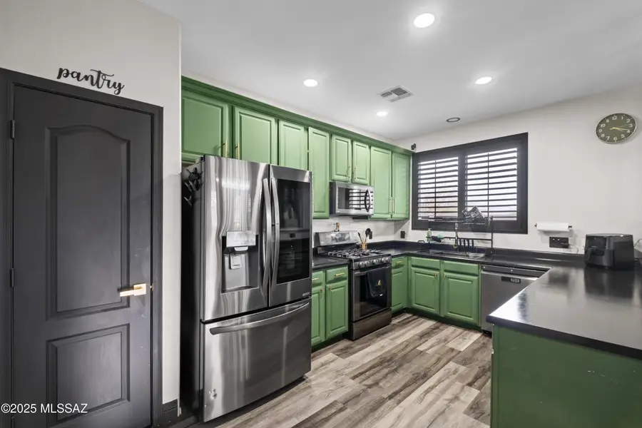 570 W Paseo Celestial, Sahuarita, AZ 85629 - #2