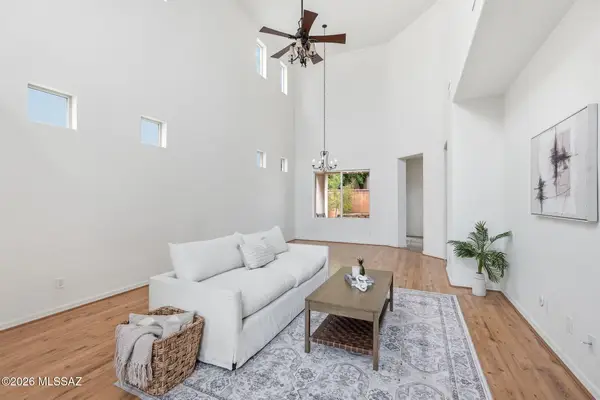 60 W Camino Rio Chiquito, Sahuarita, AZ 85629