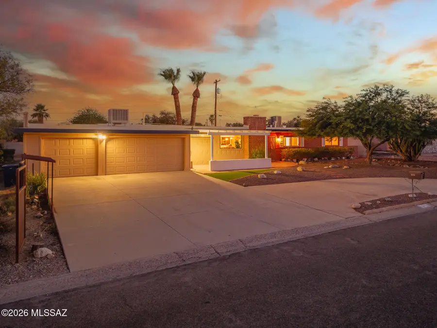 7052 E Baker, Tucson, AZ 85710 - #2