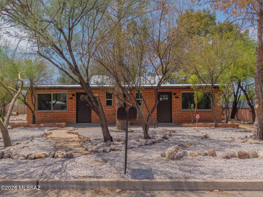 1501 N Benton, Tucson, AZ 85712 - #2