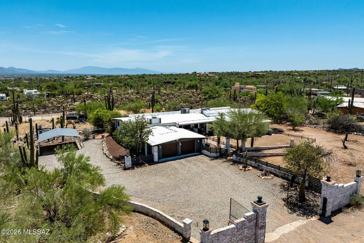 6921 N Camino Verde, Tucson, AZ 85743 - #1