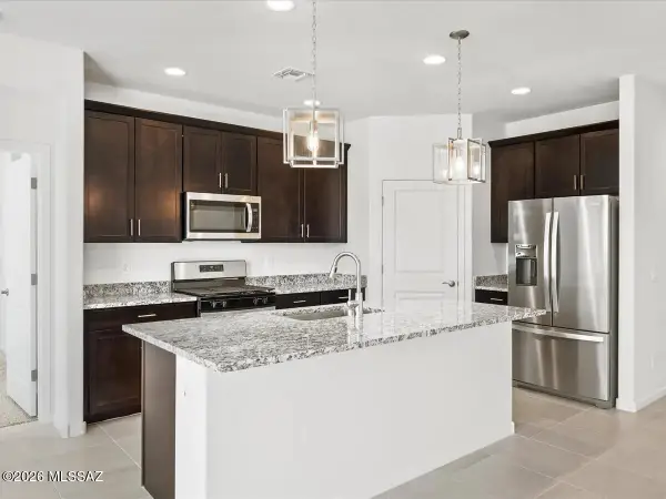 6868 W Indian Clover, Tucson, AZ 85757