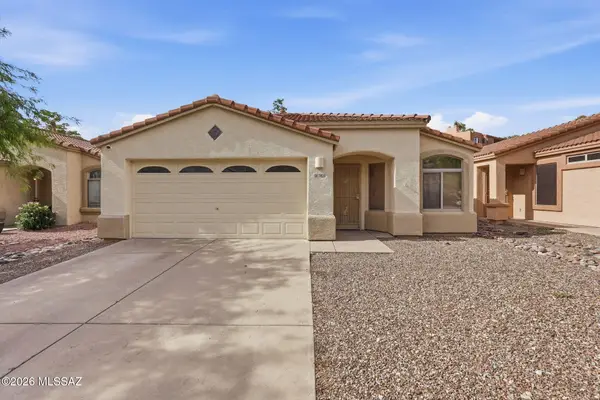 7825 E Sabino Hollow, Tucson, AZ 85750