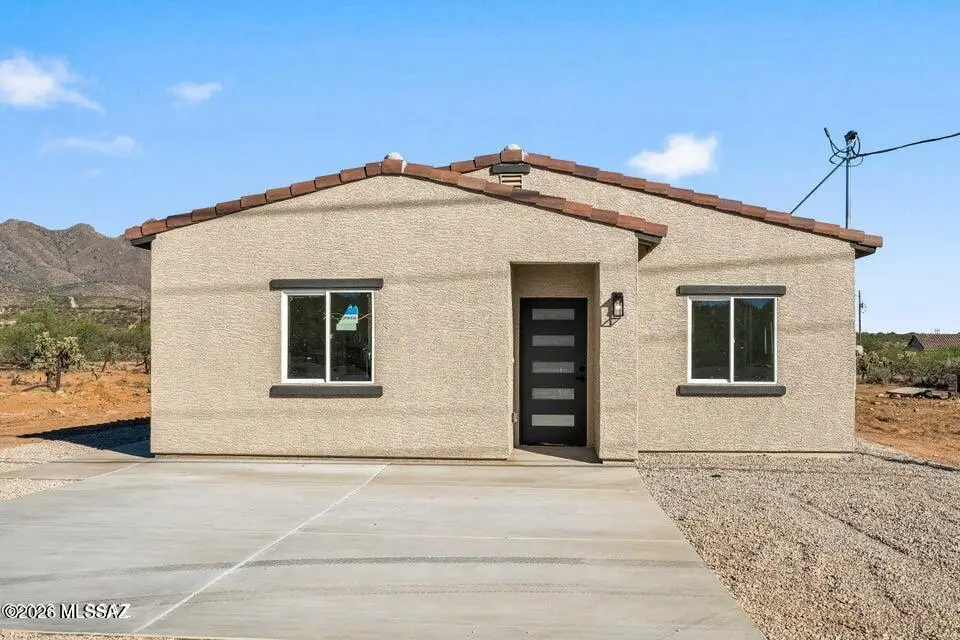 1902 Circulo Mexicali, Rio Rico, AZ 85648 - #1