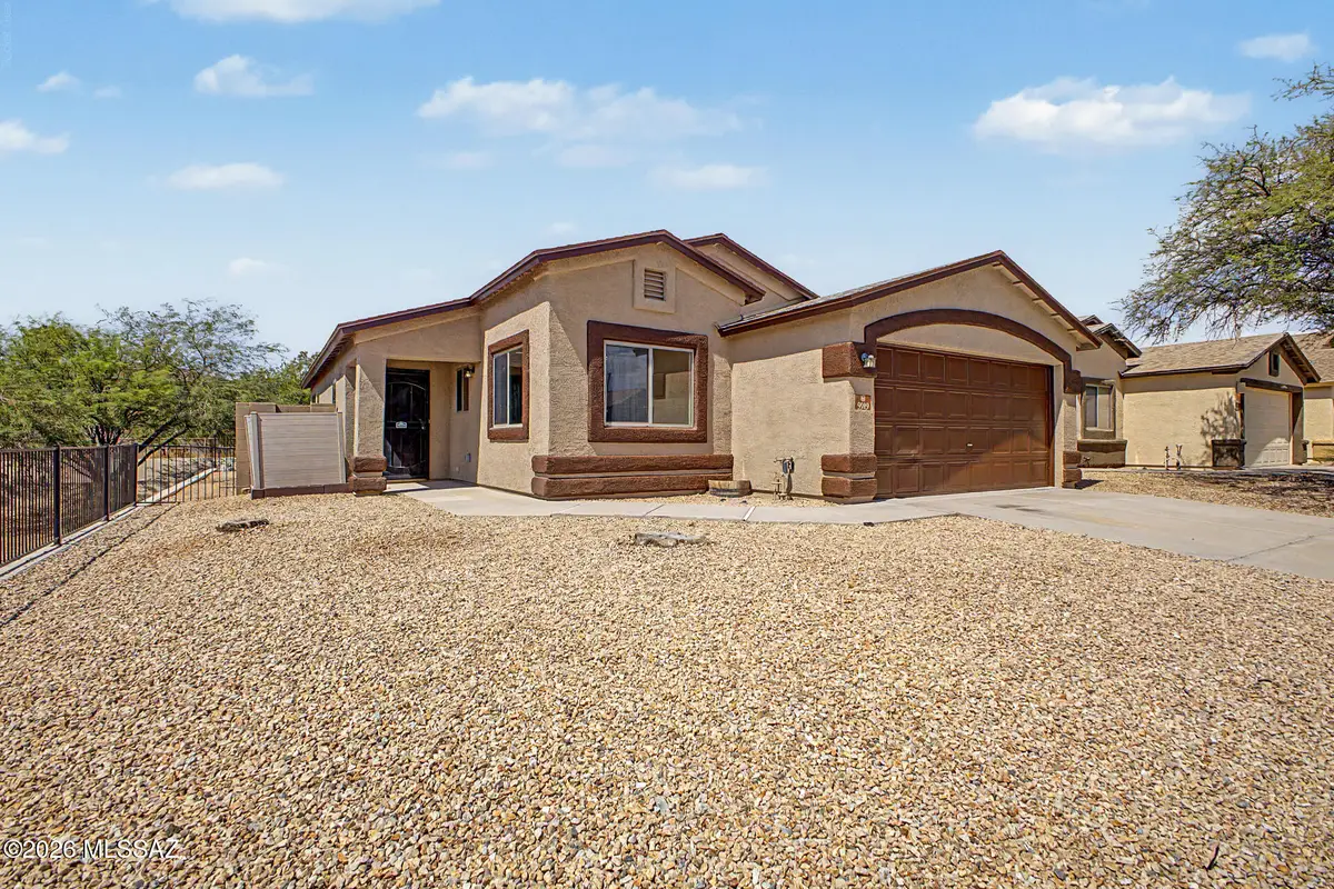 5919 E Chaucers, Tucson, AZ 85756 - #1