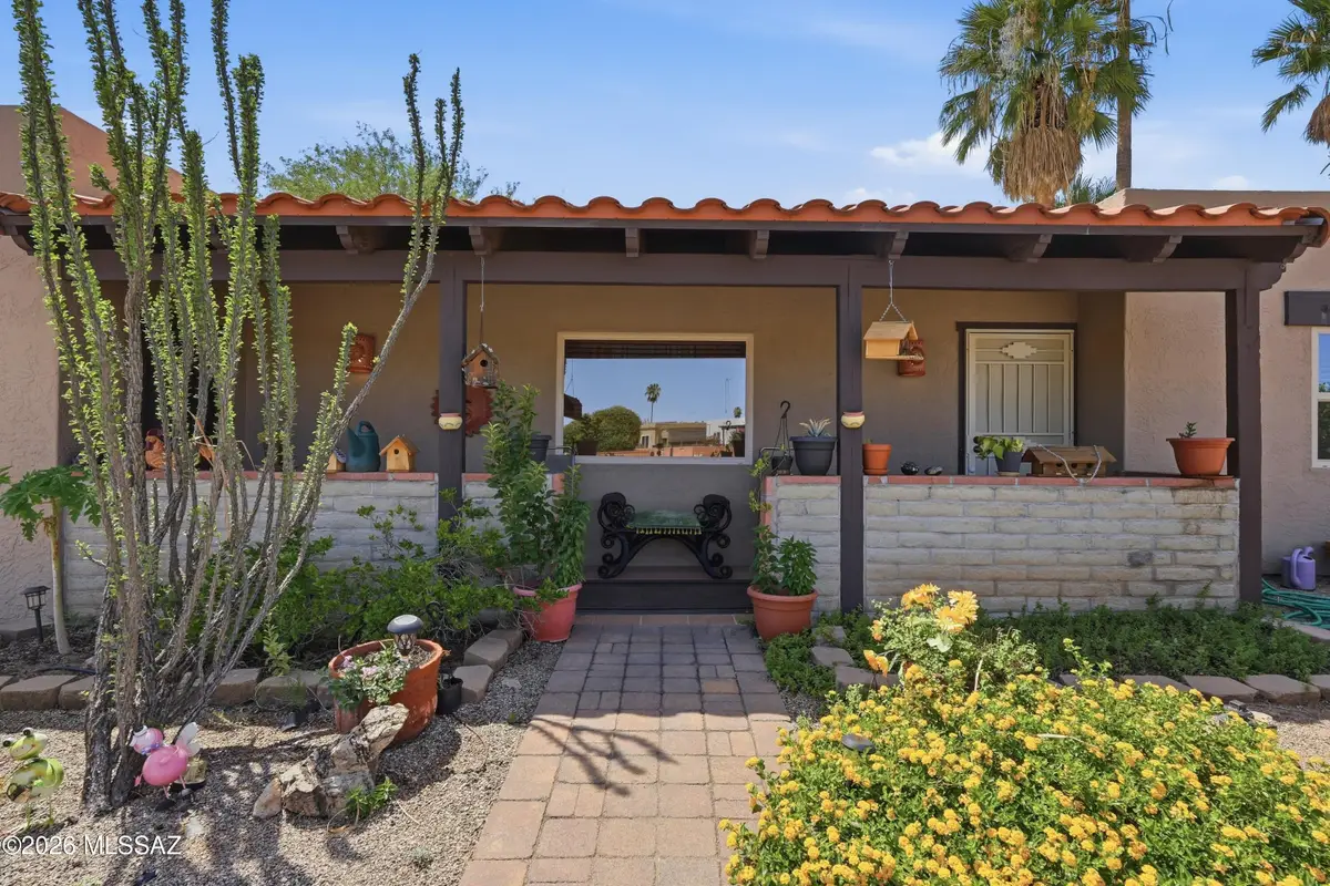 132 E Santa Rebecca, Green Valley, AZ 85614 - #1