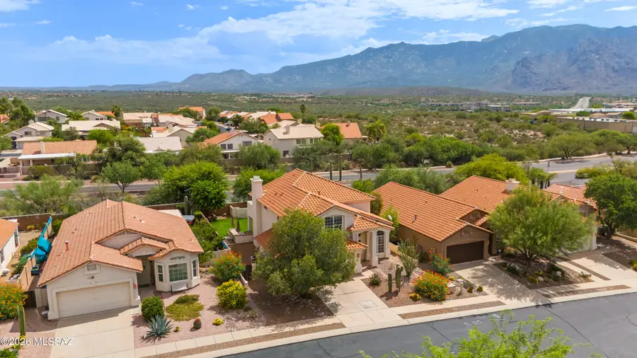 497 E Heatherglenn, Oro Valley, AZ 85755 - #3