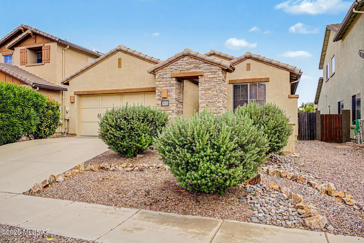 1283 W Vinovo Pass, Oro Valley, AZ 85755 - #1