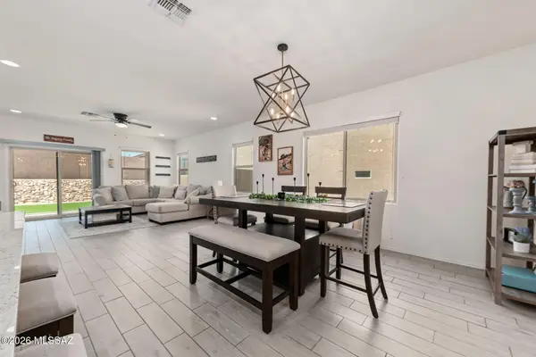 6947 W Hedge Rose, Tucson, AZ 85757