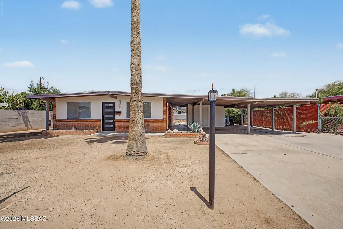 1222 W Mcmillan, Tucson, AZ 85705 - #1
