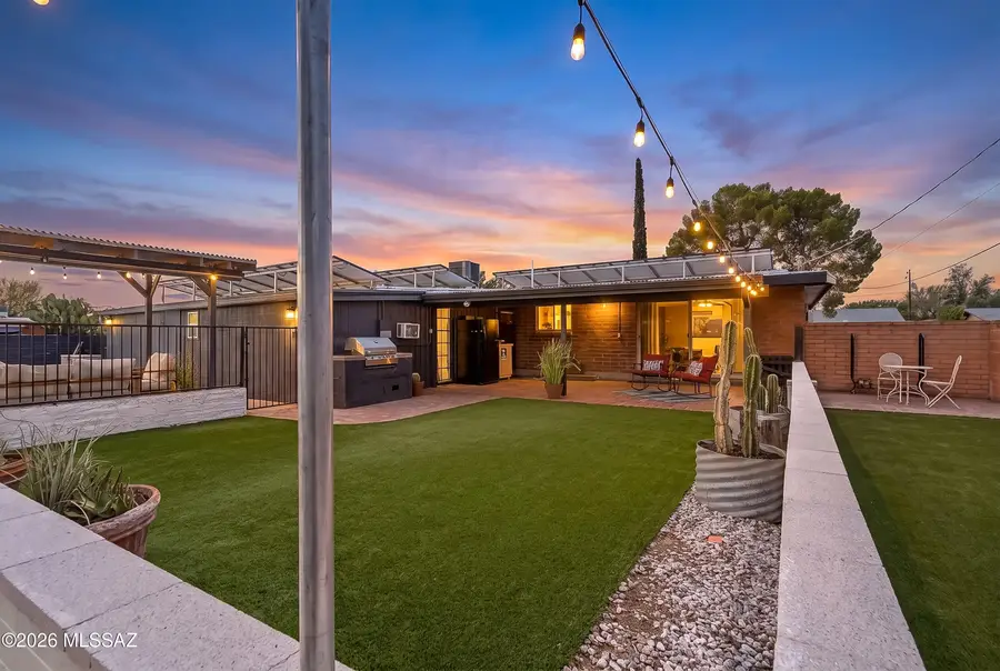 5611 E Copper, Tucson, AZ 85712 - #3