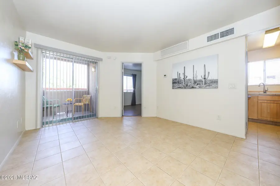 1810 E Blacklidge, Tucson, AZ 85719 - #2