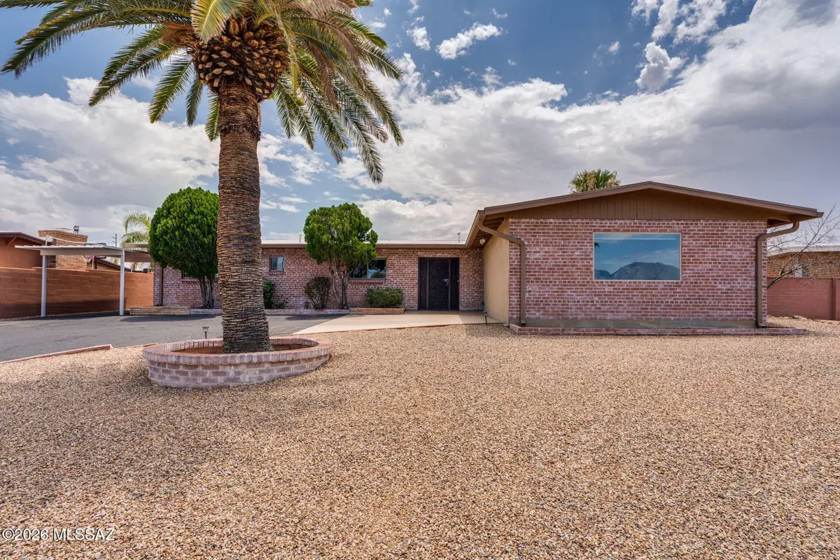 9034 E Bellevue, Tucson, AZ 85715 - #1