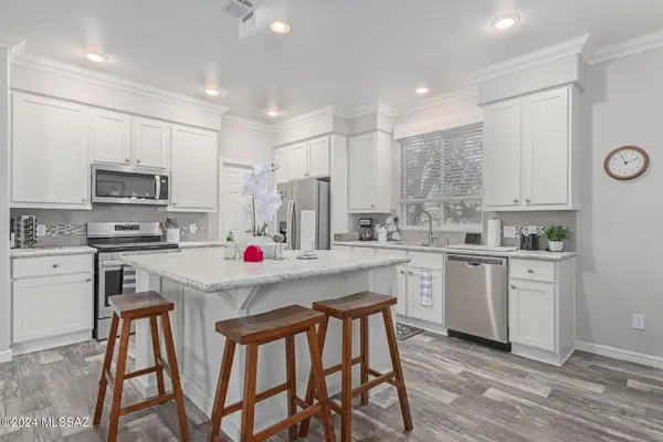 1350 W Limberlost, Tucson, AZ 85705