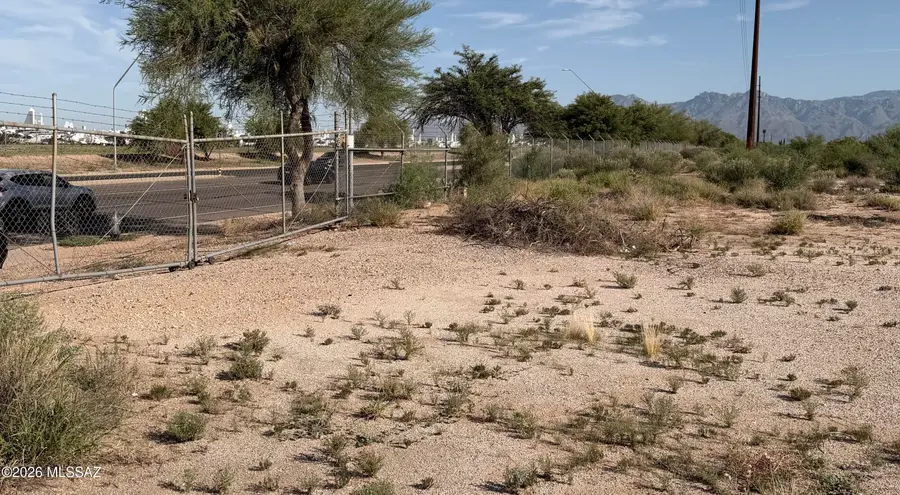 4855 S Kolb, Tucson, AZ 85730 - #2