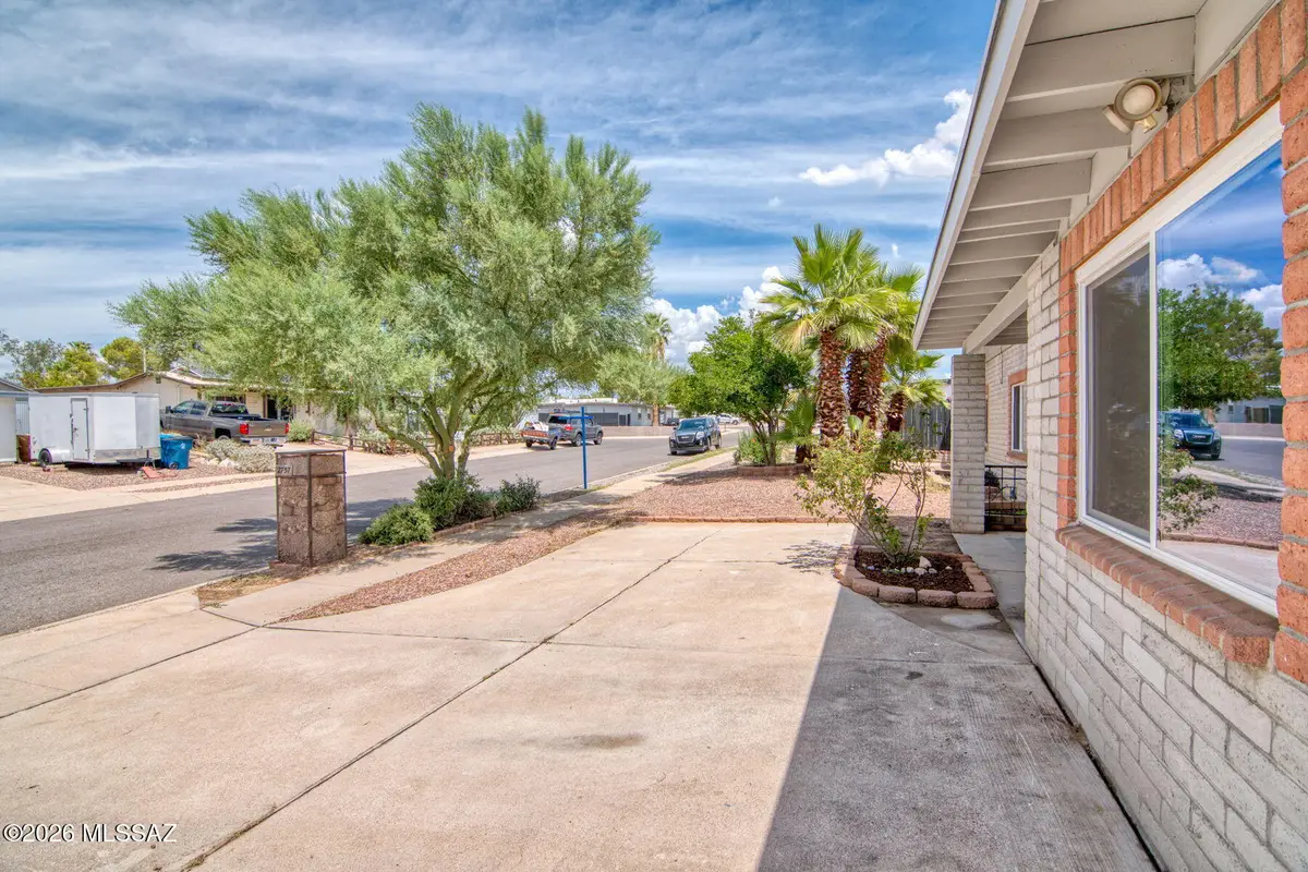 2757 W Calle Del Huerto, Tucson, AZ 85741 - #1