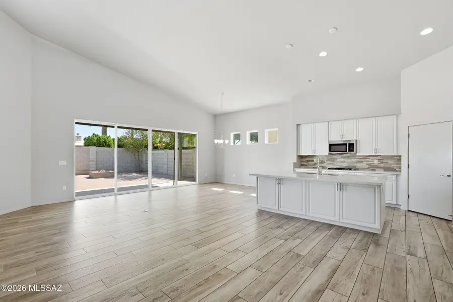 7540 E Bookmark, Tucson, AZ 85715 - #3