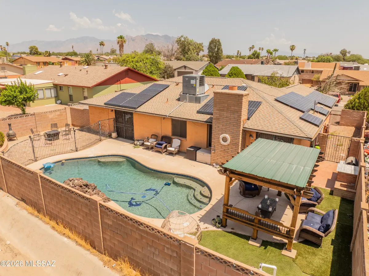 8063 N Suwannee, Tucson, AZ 85741 - #1