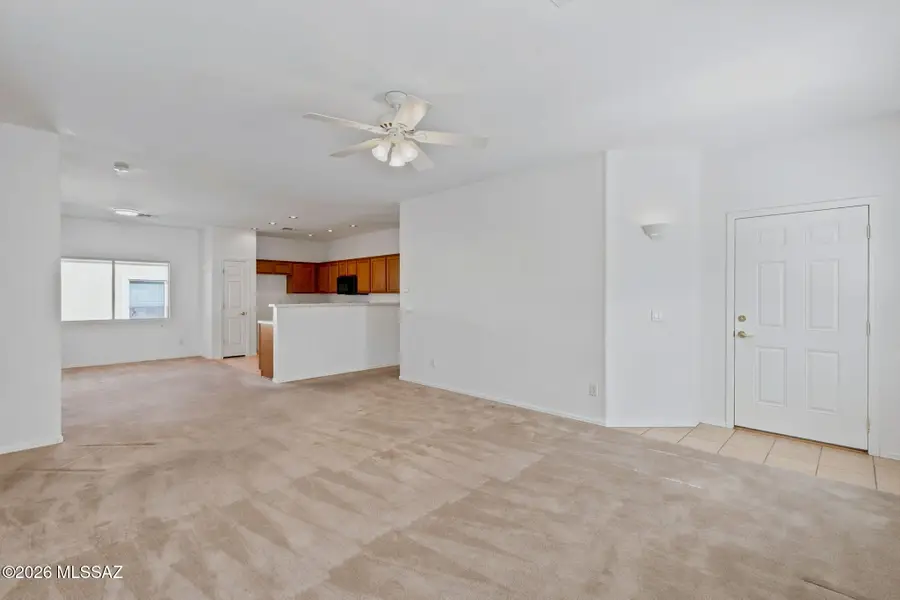 143 E Placita Nubes Blancas, Sahuarita, AZ 85629 - #2